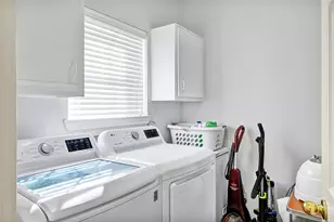 10100 Spring Pl Dr, Houston, TX 77070 - Photo 21