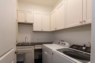 1409 Indiana St, Houston, TX 77006 - Photo 31