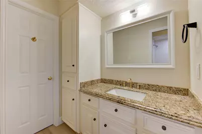 714 Last Arrow Drive, Houston, TX 77079 - Photo 43