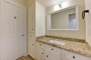 714 Last Arrow Dr, Houston, TX 77079 - Photo 43