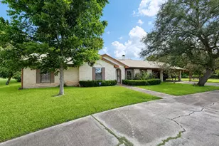 7611 King St, Manvel, TX 77578 - Photo 1