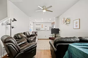 984 Rice Dr, Bryan, TX 77803 - Photo 3