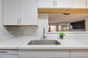 12550 Whittington Dr, Houston, TX 77077 - Photo 11