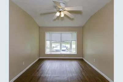 616 17th Avenue N, Texas City, TX 77590 - Photo 7