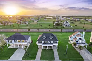 18306 E De Vaca, Galveston, TX 77554 - Photo 1