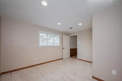 4015 Black Locust Drive, Houston, TX 77088 - Photo 31