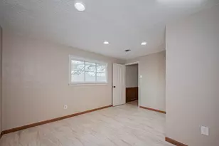 4015 Black Locust Dr, Houston, TX 77088 - Photo 31