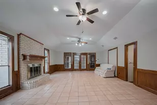 4015 Black Locust Dr, Houston, TX 77088 - Photo 29