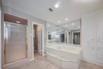 4015 Black Locust Drive, Houston, TX 77088 - Photo 35