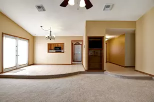 8846 Jackrabbit Ln, Bryan, TX 77808 - Photo 9