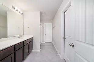 8307 Oakleaf Meadow Ct, Rosharon, TX 77583 - Photo 15