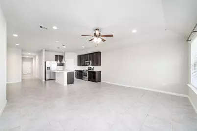 8307 Oakleaf Meadow Court, Rosharon, TX 77583 - Photo 7