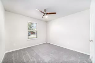 8307 Oakleaf Meadow Ct, Rosharon, TX 77583 - Photo 19