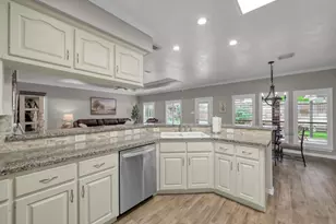 13422 Hidden Valley Dr, Montgomery, TX 77356 - Photo 9