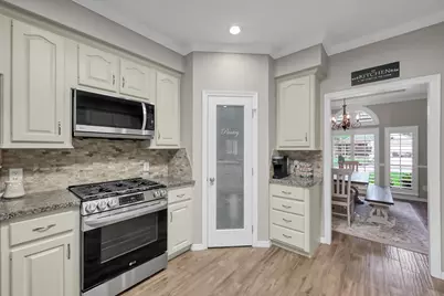 13422 Hidden Valley Drive, Montgomery, TX 77356 - Photo 9