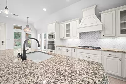 18410 Hounds Lake Drive, New Caney, TX 77357 - Photo 13