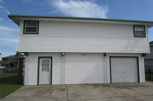 1255 Sailfish St, Bayou Vista, TX 77563 - Photo 33