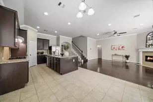 2206 Ascot Ln, Sugar Land, TX 77479 - Photo 17
