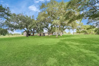 2990 Fm 1163 Rd, El Campo, TX 77437 - Photo 9