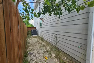 4508 Clover St, Houston, TX 77051 - Photo 39