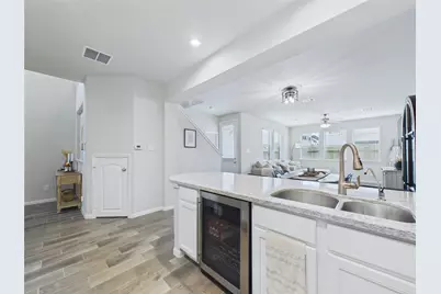 5530 Clarendon Hills Court, Pasadena, TX 77505 - Photo 11