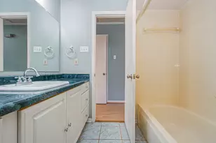 10215 Windriver Dr, Houston, TX 77070 - Photo 23