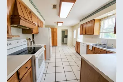 10215 Windriver Drive, Houston, TX 77070 - Photo 3