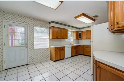 10215 Windriver Drive, Houston, TX 77070 - Photo 13