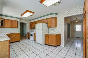10215 Windriver Dr, Houston, TX 77070 - Photo 15
