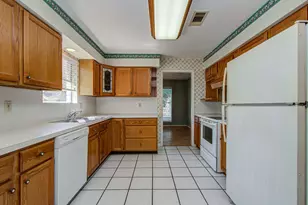 10215 Windriver Dr, Houston, TX 77070 - Photo 17