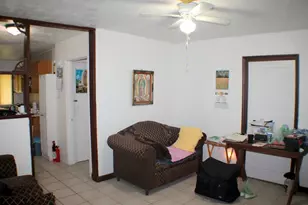 3827 Landa Ln, Houston, TX 77023 - Photo 7