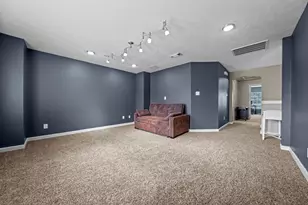 2413 Quiet Arbor Ln, Pearland, TX 77581 - Photo 19