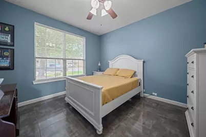 2413 Quiet Arbor Lane, Pearland, TX 77581 - Photo 7