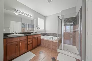 2413 Quiet Arbor Ln, Pearland, TX 77581 - Photo 17