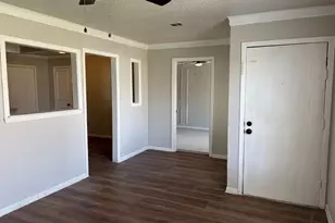 5530 Lakefield Dr, Houston, TX 77033 - Photo 5