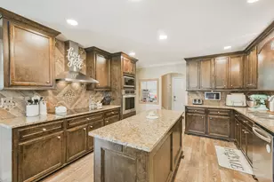 306 County Rd 3997, Cleveland, TX 77328 - Photo 27
