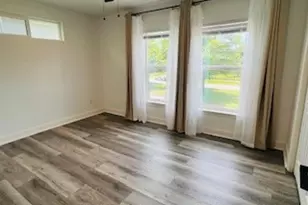 4703 Park Dr, Houston, TX 77023 - Photo 5