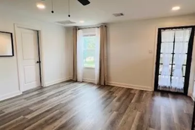 4703 Park Drive, Houston, TX 77023 - Photo 9