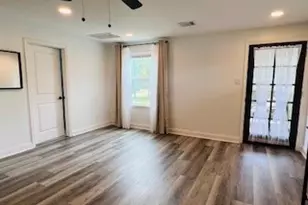 4703 Park Dr, Houston, TX 77023 - Photo 9