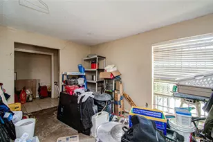 5011 Cresthaven Cir, Houston, TX 77048 - Photo 7