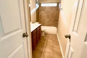 19434 Plantation Cove Ln, Katy, TX 77449 - Photo 17