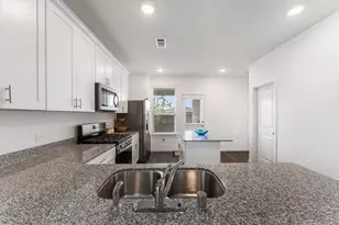 14483 Cedar Ledge Ln, Conroe, TX 77302 - Photo 5