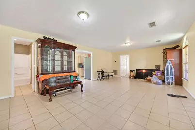720 Ezekiel Smith Street, Prairie View, TX 77484 - Photo 9