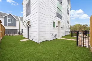 1654 W Tidwell Rd, Houston, TX 77091 - Photo 21
