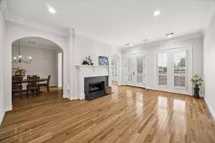 1933 Woodbury St, Houston, TX 77030 - Photo 7