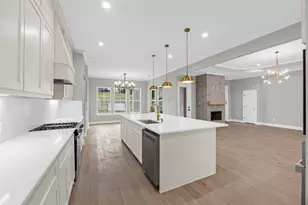 1511 Greenbriar Dr, Huntsville, TX 77340 - Photo 17