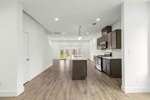 2202 Wavell St, Houston, TX 77088 - Photo 3