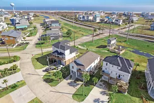 25215 Sausalito Dr, Galveston, TX 77554 - Photo 27