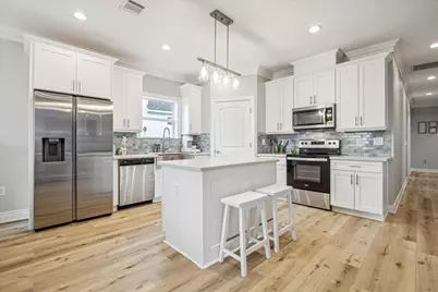 25215 Sausalito Drive, Galveston, TX 77554 - Photo 11