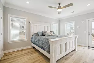 25215 Sausalito Dr, Galveston, TX 77554 - Photo 15